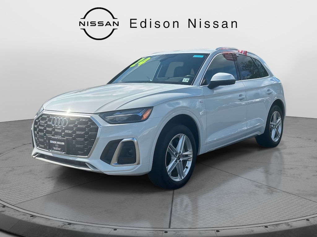 Used 2024 Audi Q5 S line Premium Plus 55 TFSI e quattro Sport Utility