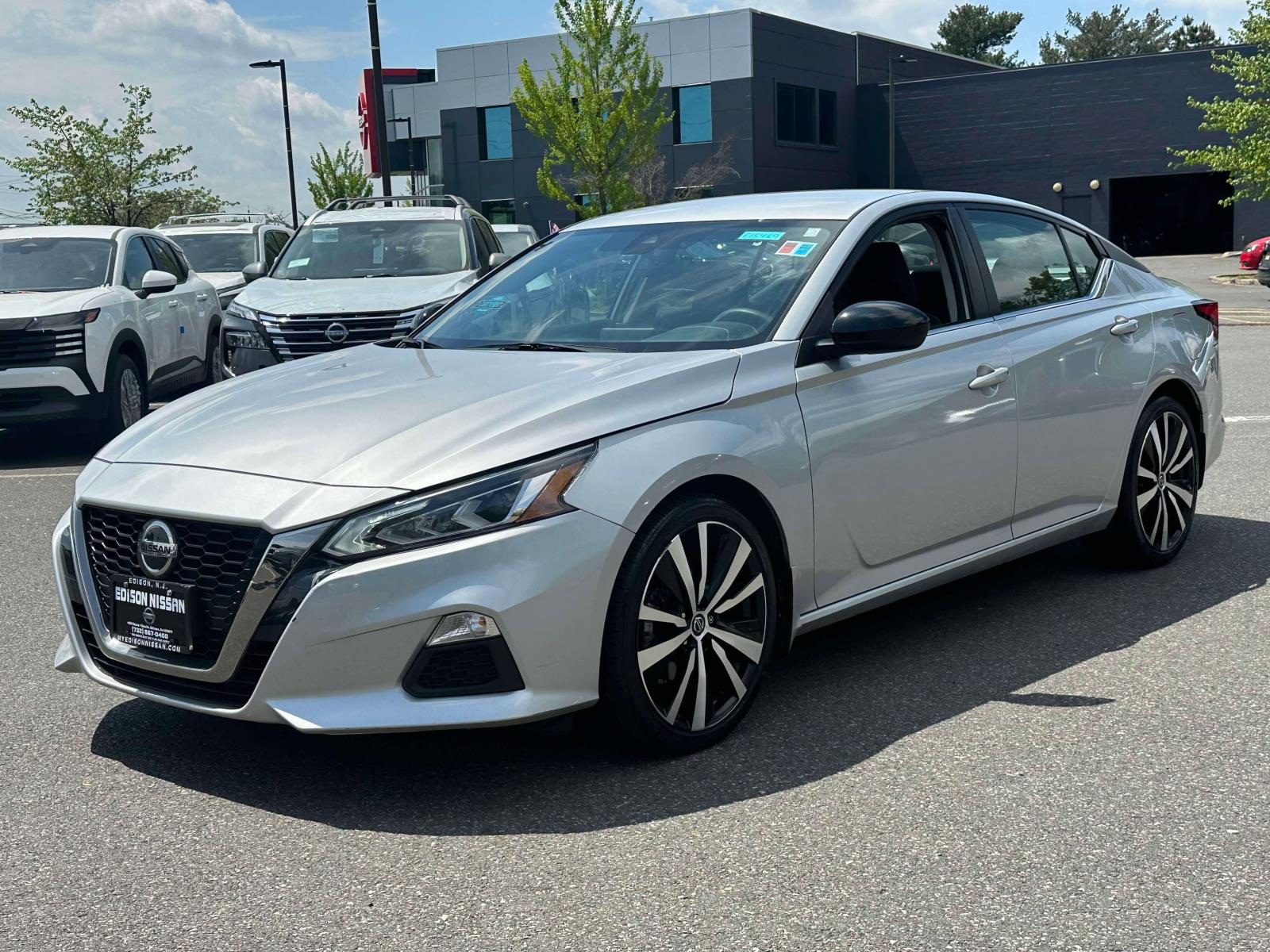 Used 2022 Nissan Altima SR with VIN 1N4BL4CV0NN371030 for sale in Edison, NJ