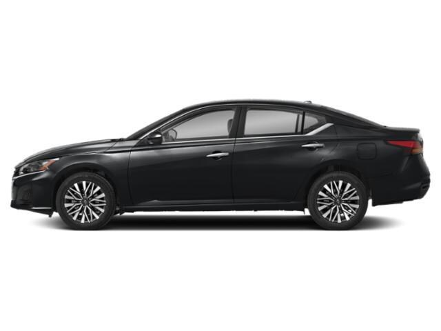 2025 Nissan Altima SV photo 3
