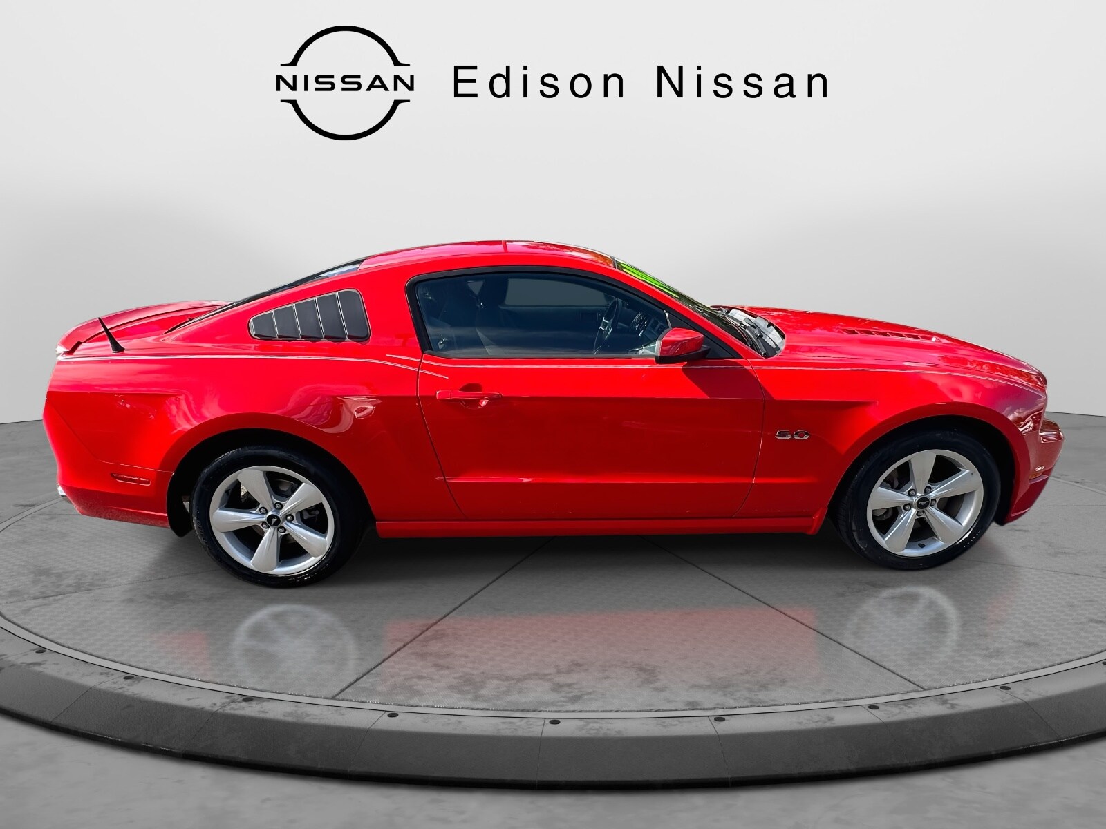 2014 Ford Mustang GT photo 3