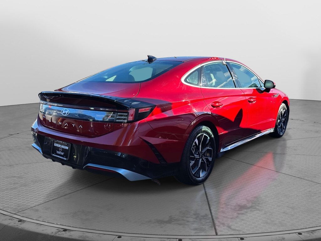 Used 2024 Hyundai Sonata SEL 2.5L FWD Car