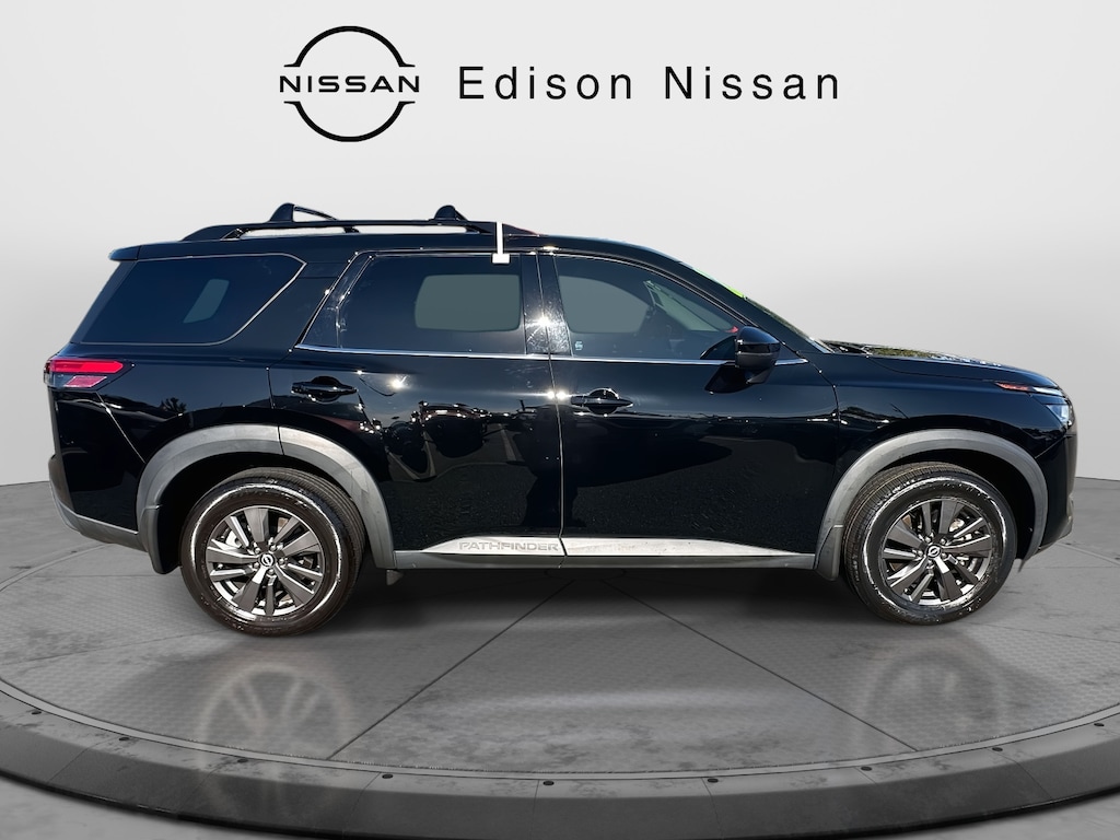 Used 2022 Nissan Pathfinder SV 4WD Sport Utility