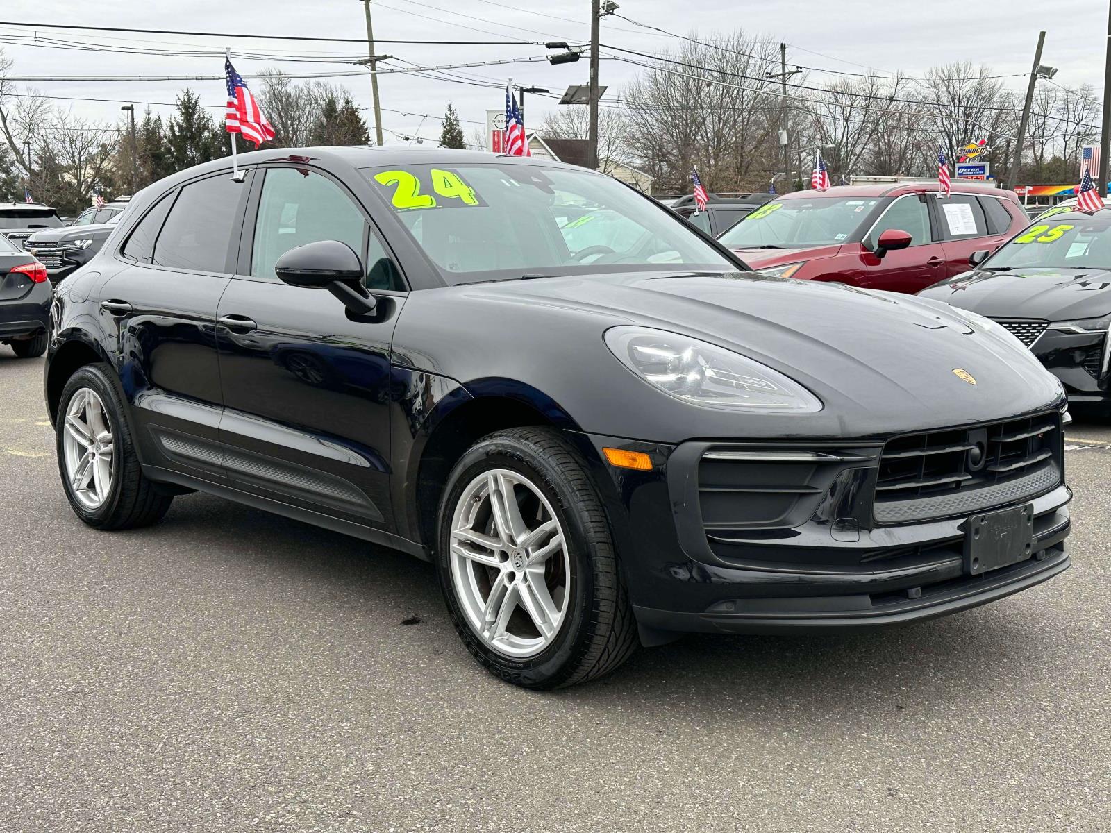 2024 Porsche Macan S's photo