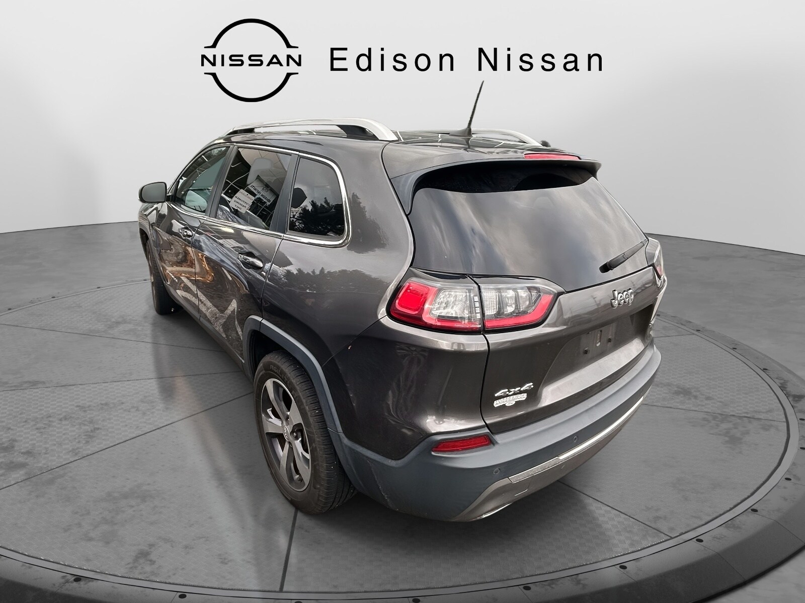 2019 Jeep Cherokee Limited photo 3