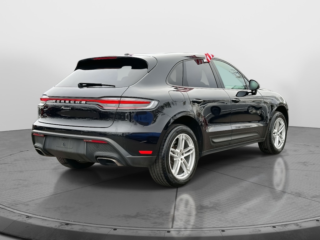 Used 2024 Porsche Macan AWD Sport Utility