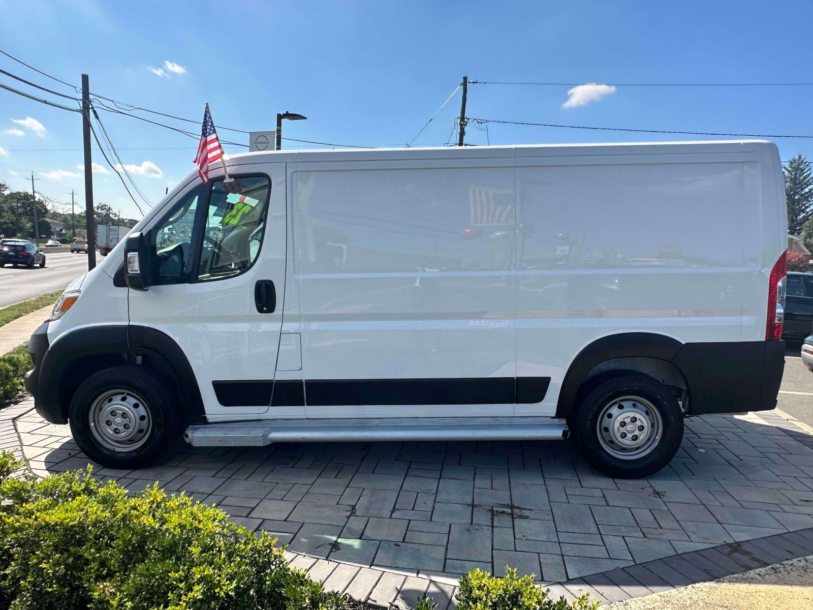 2023 Ram ProMaster 2500 photo 3