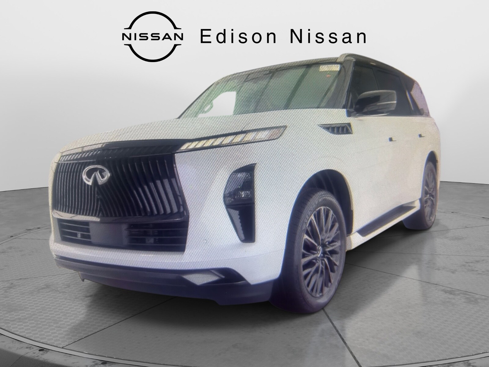 2025 Infiniti QX80 photo 2