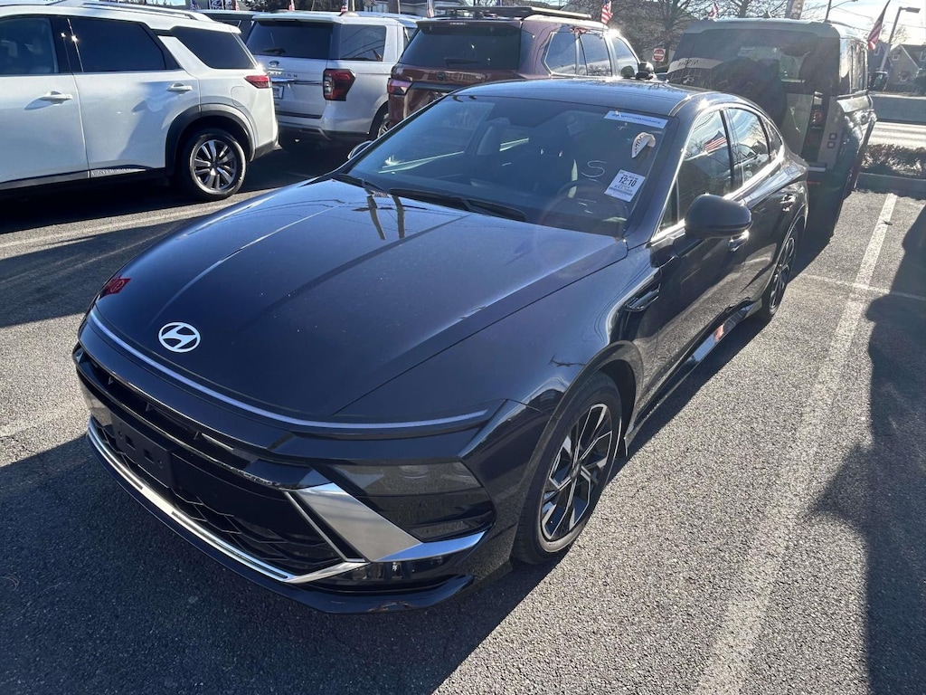 Used 2024 Hyundai Sonata SEL 2.5L AWD Car