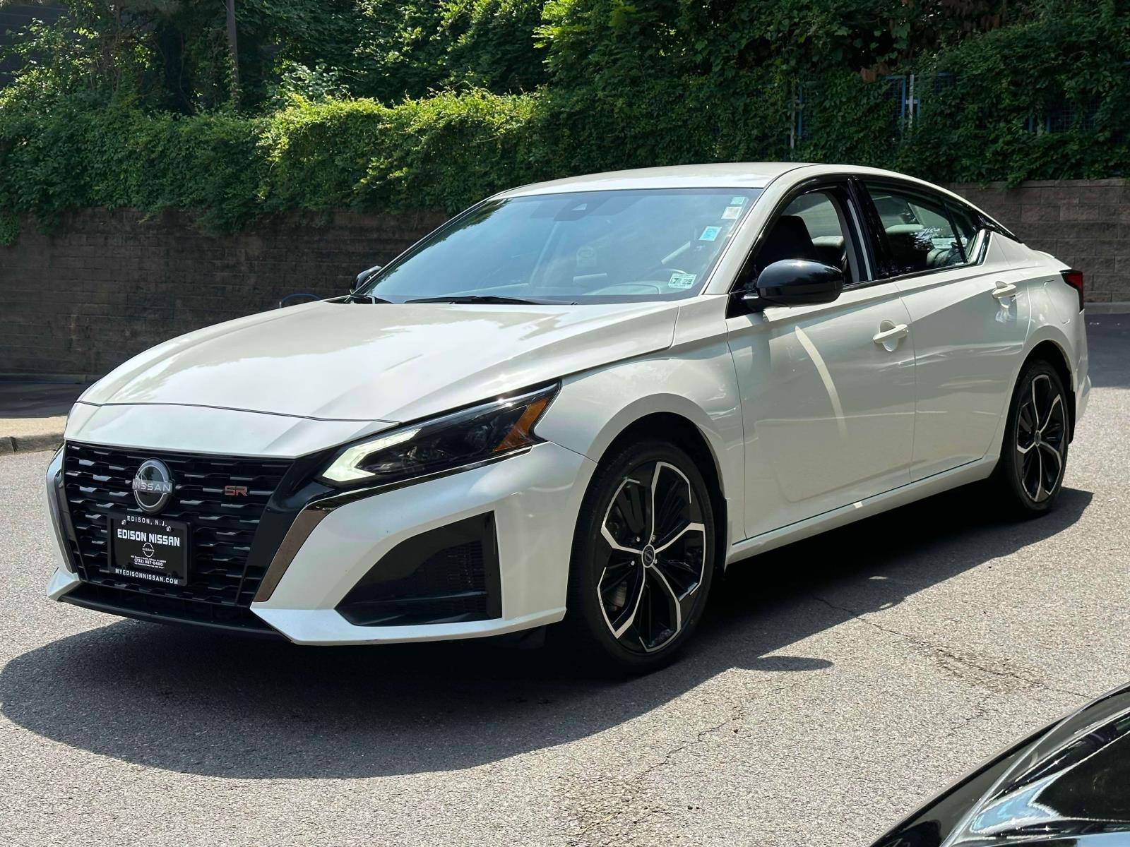 Used 2023 Nissan Altima SR with VIN 1N4BL4CW1PN380007 for sale in Edison, NJ