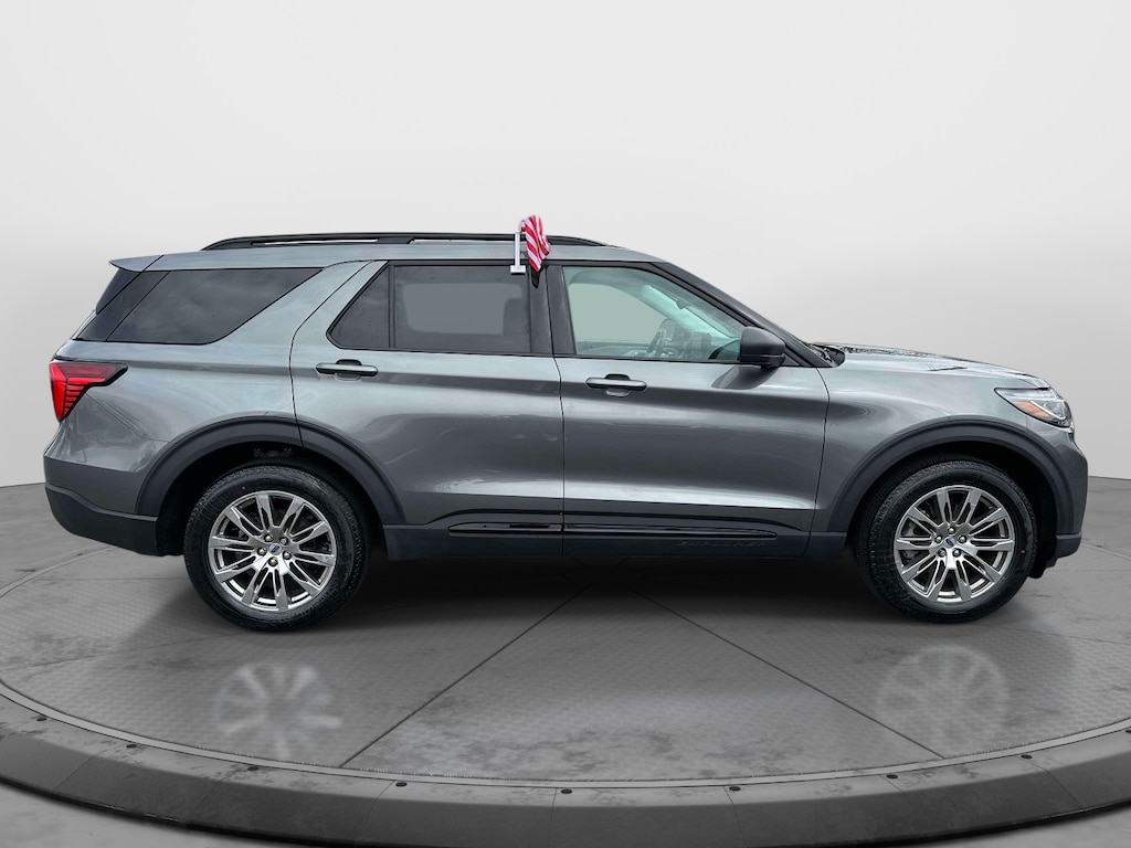 Used 2026 Ford Explorer Active w/100A Pkg 4WD Sport Utility