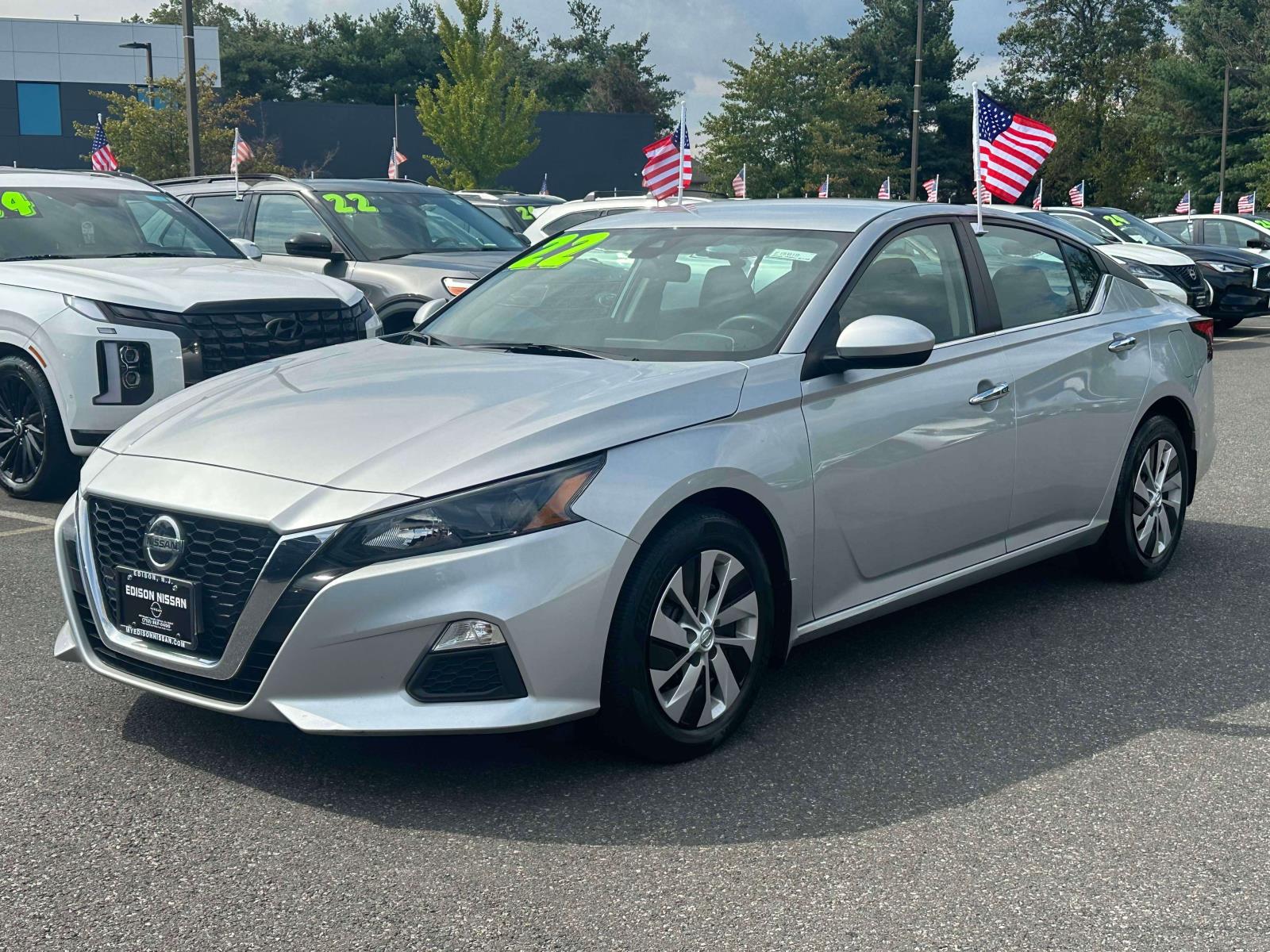 2022 Nissan Altima 2.5 S photo 2