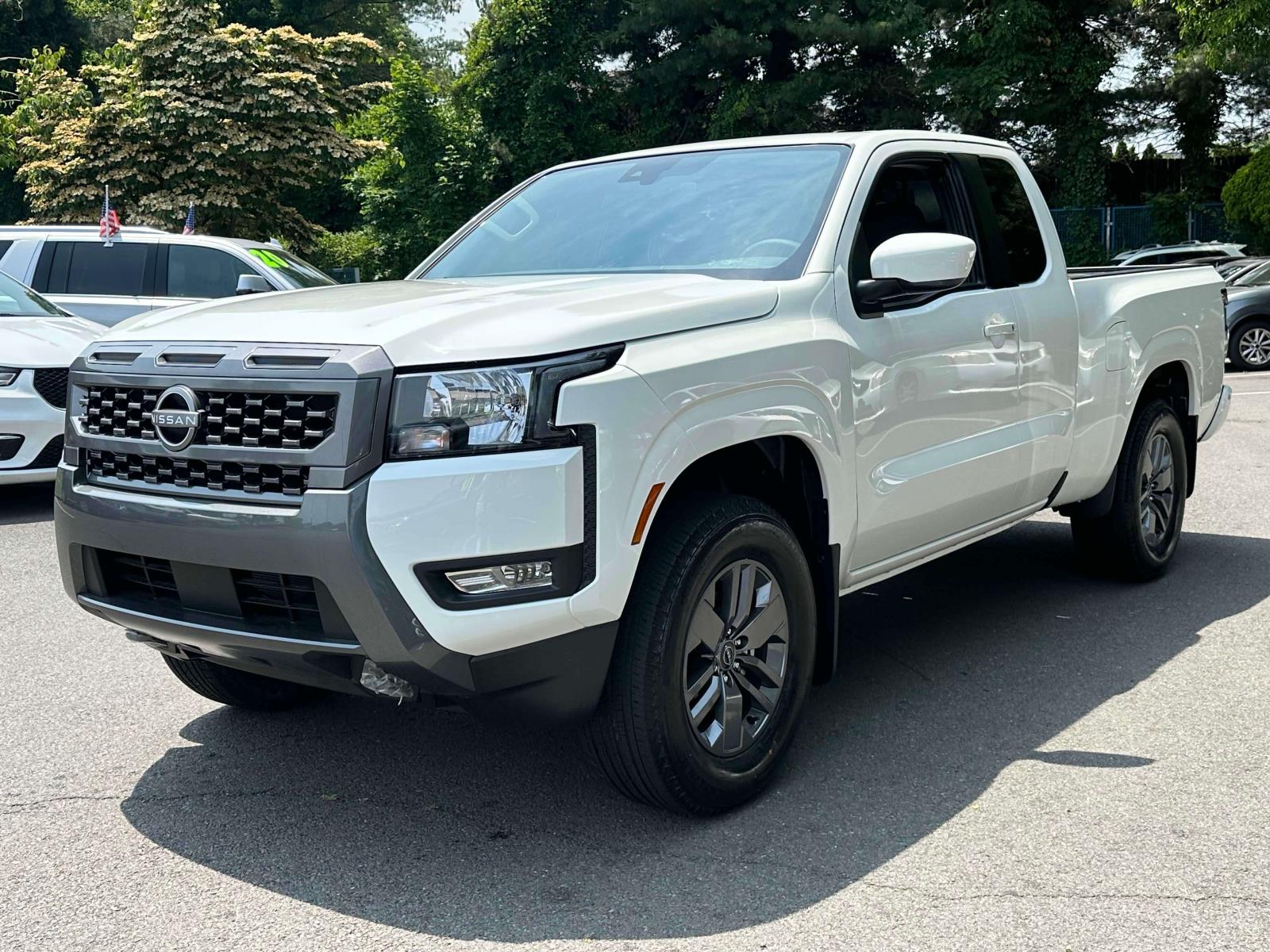 Used 2025 Nissan Frontier SV with VIN 1N6ED1CM7SN625612 for sale in Edison, NJ