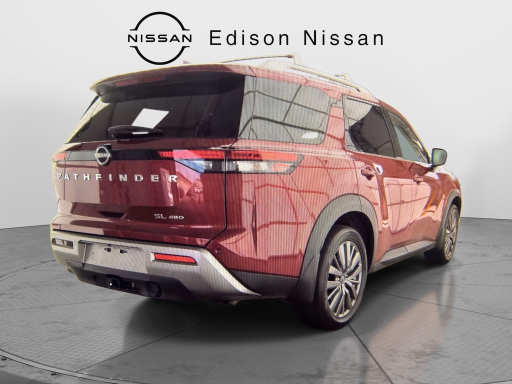 Used 2023 Nissan Pathfinder SL 4WD Sport Utility