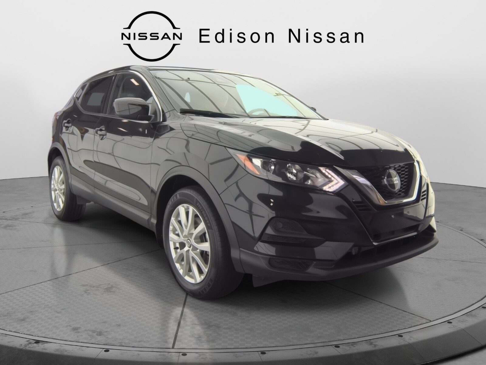 2021 Nissan Rogue Sport S photo 2