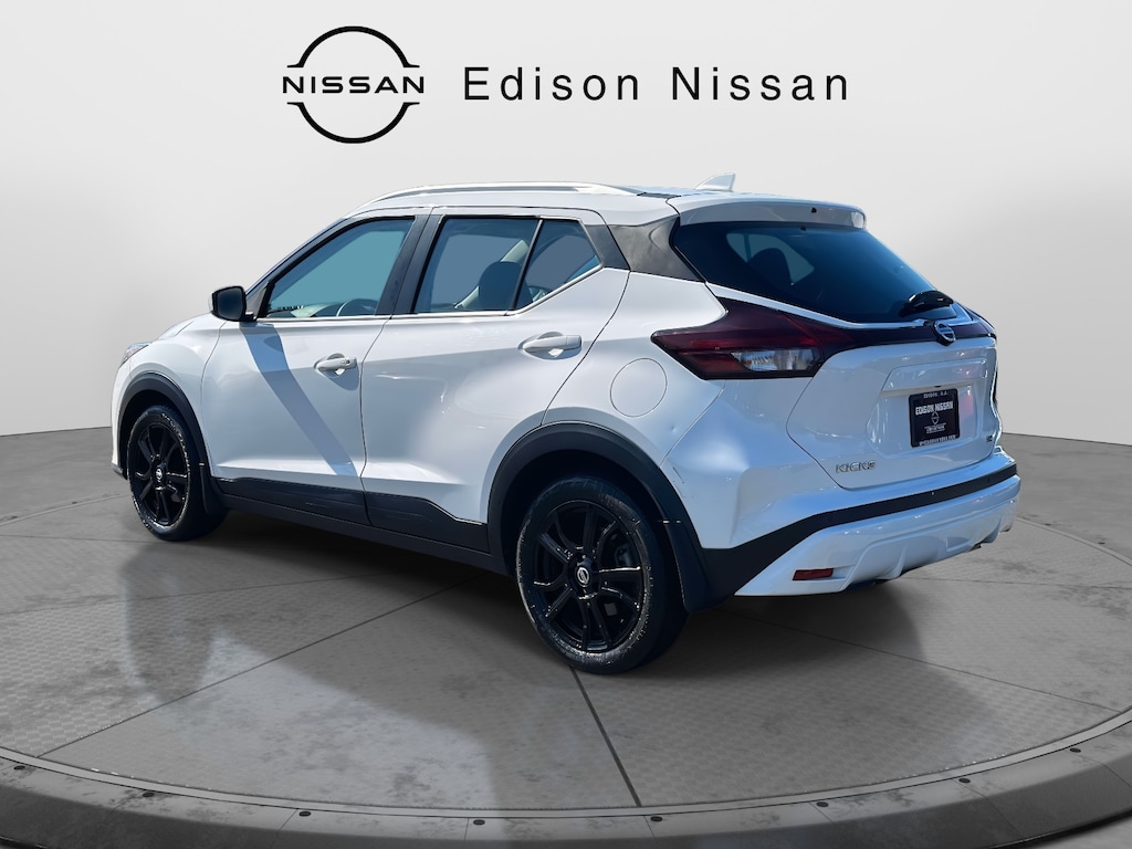 Used 2021 Nissan Kicks SV FWD Sport Utility
