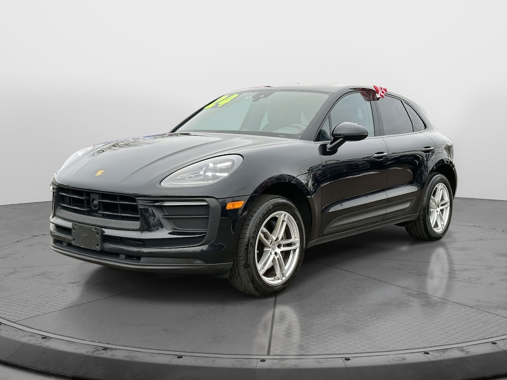 Used 2024 Porsche Macan AWD Sport Utility
