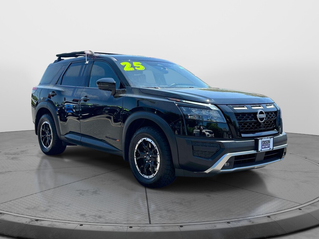 Used 2025 Nissan Pathfinder Rock Creek 4WD Sport Utility