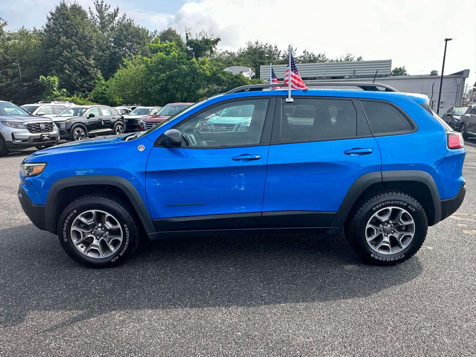 2021 Jeep Cherokee Trailhawk photo 3