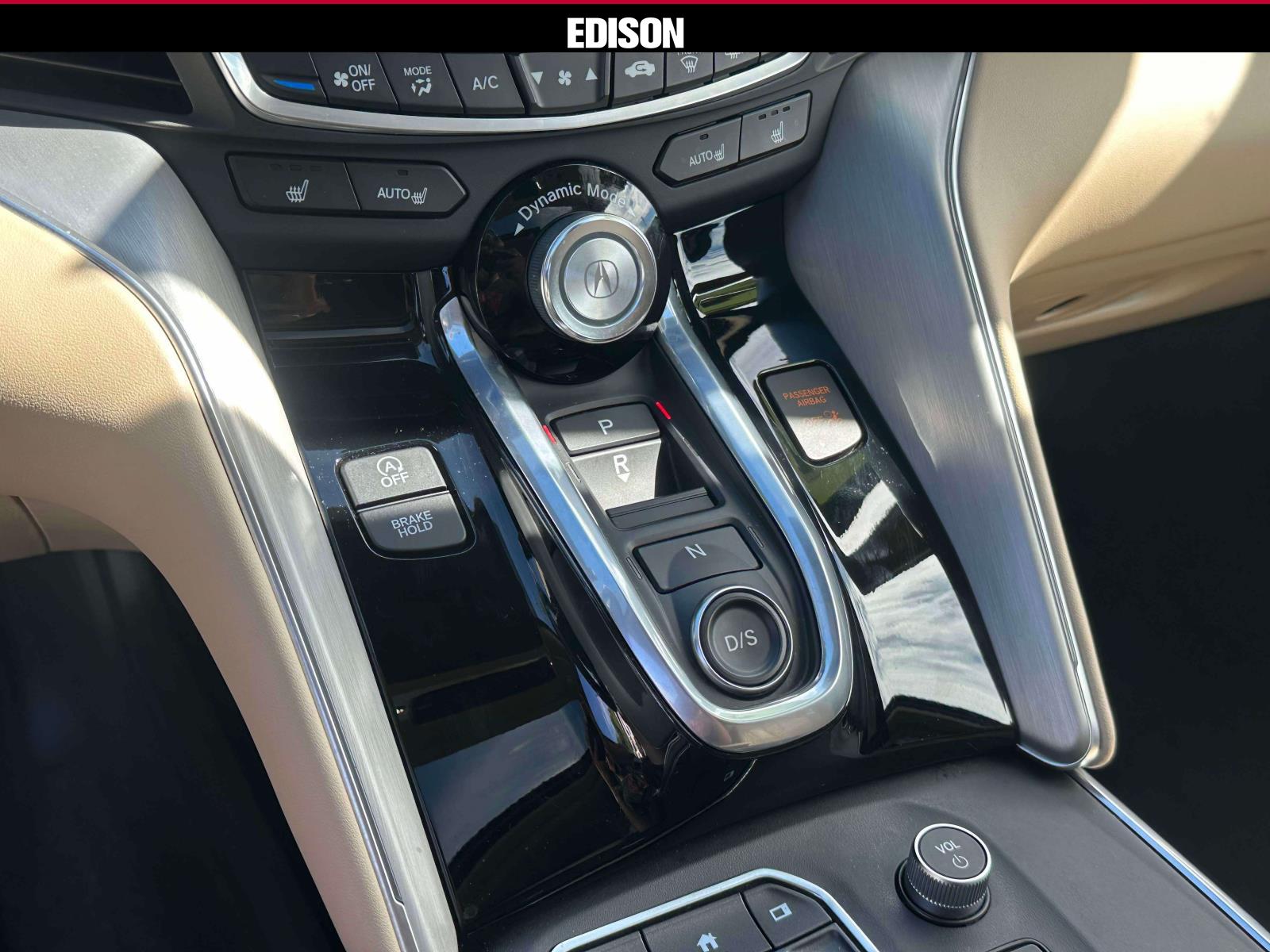 2025 Acura TLX Technology Package - Photo 31