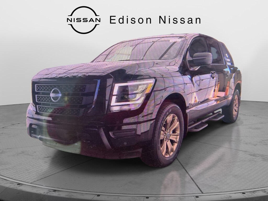 Used 2024 Nissan Titan 4x4 Crew Cab SV Crew Cab Pickup