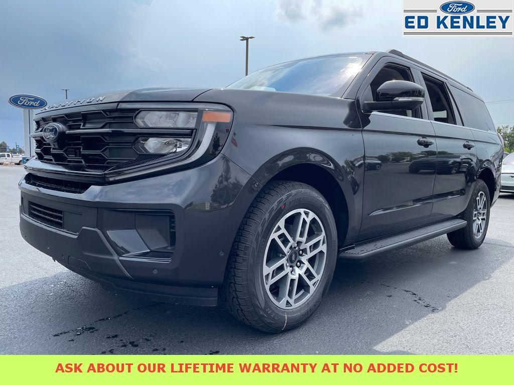 2025 Ford Expedition Active's photo
