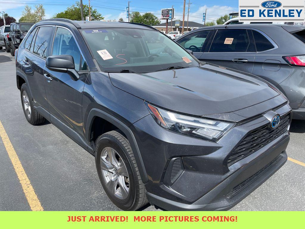2023 Toyota RAV4 Hybrid LE AWD's photo
