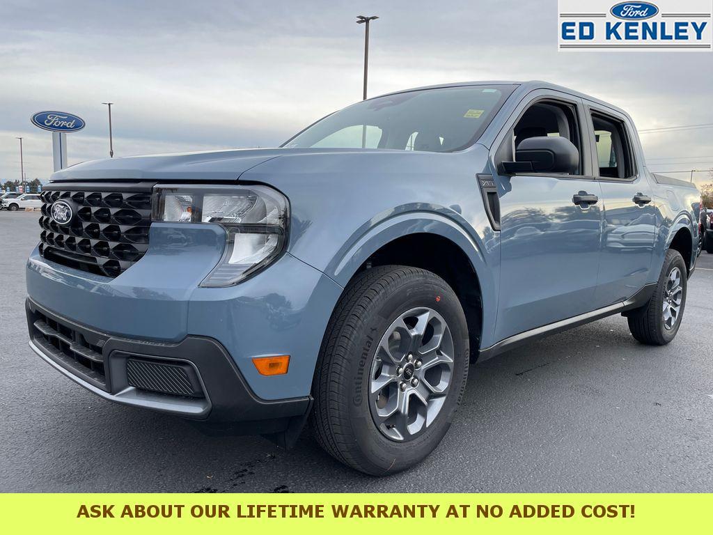2025 Ford Maverick XLT's photo