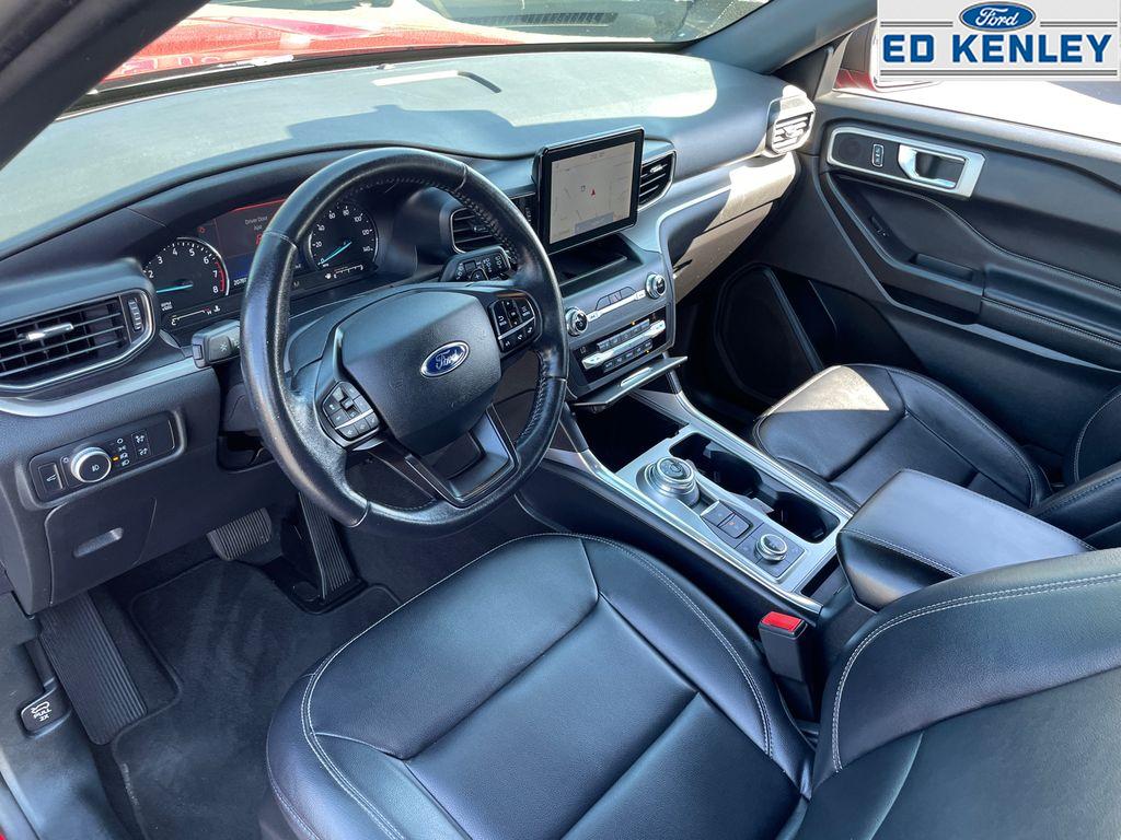2020 Ford Explorer XLT photo 3