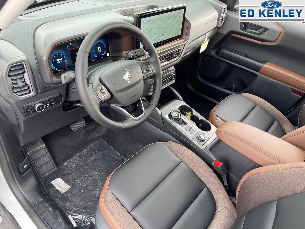 2025 Ford Bronco Sport Outer Banks photo 4