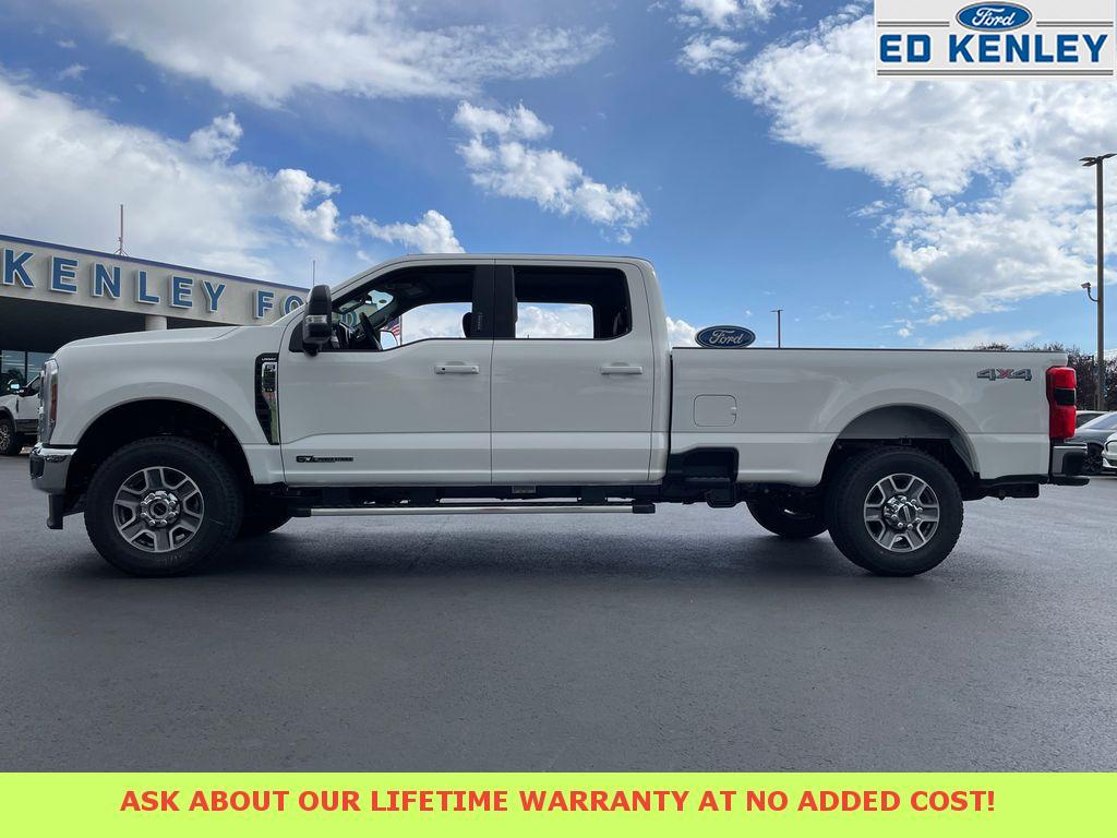 2026 Ford F-350 Lariat photo 2