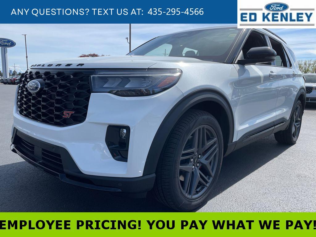 2026 Ford Explorer ST 4WD's photo