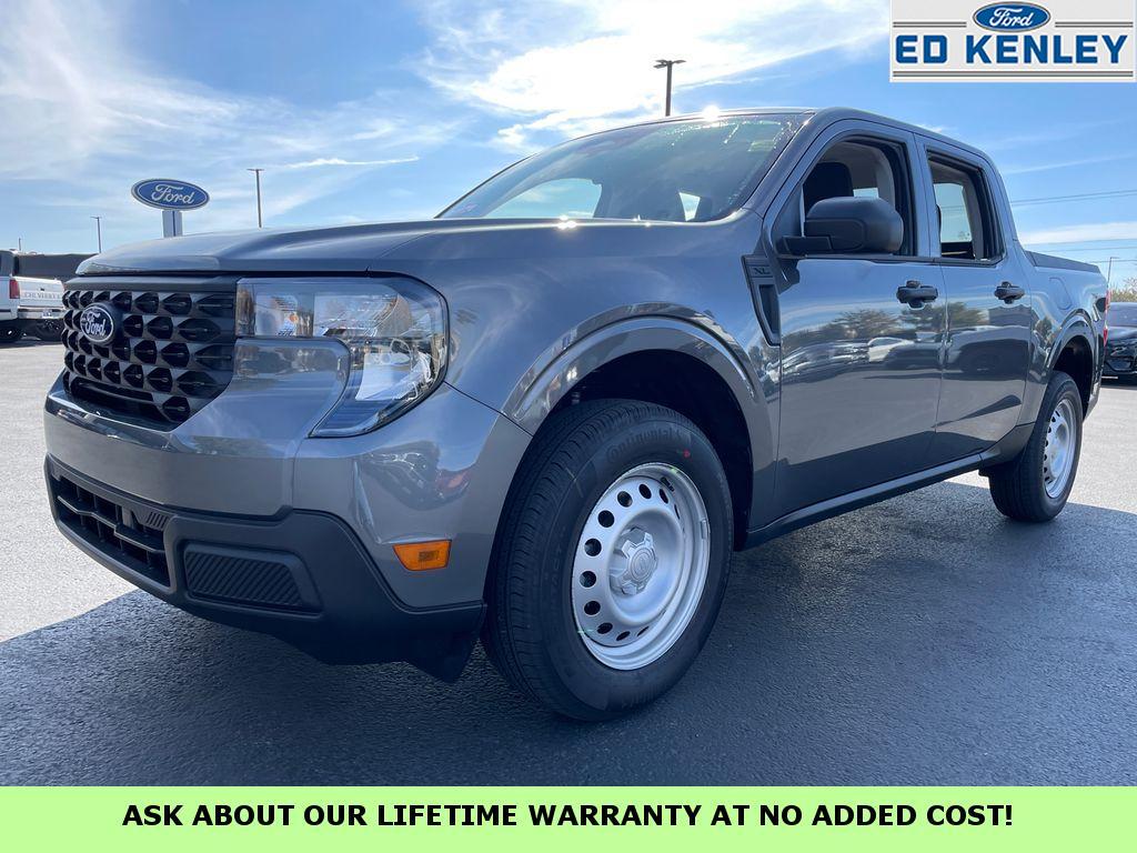 2025 Ford Maverick XL's photo