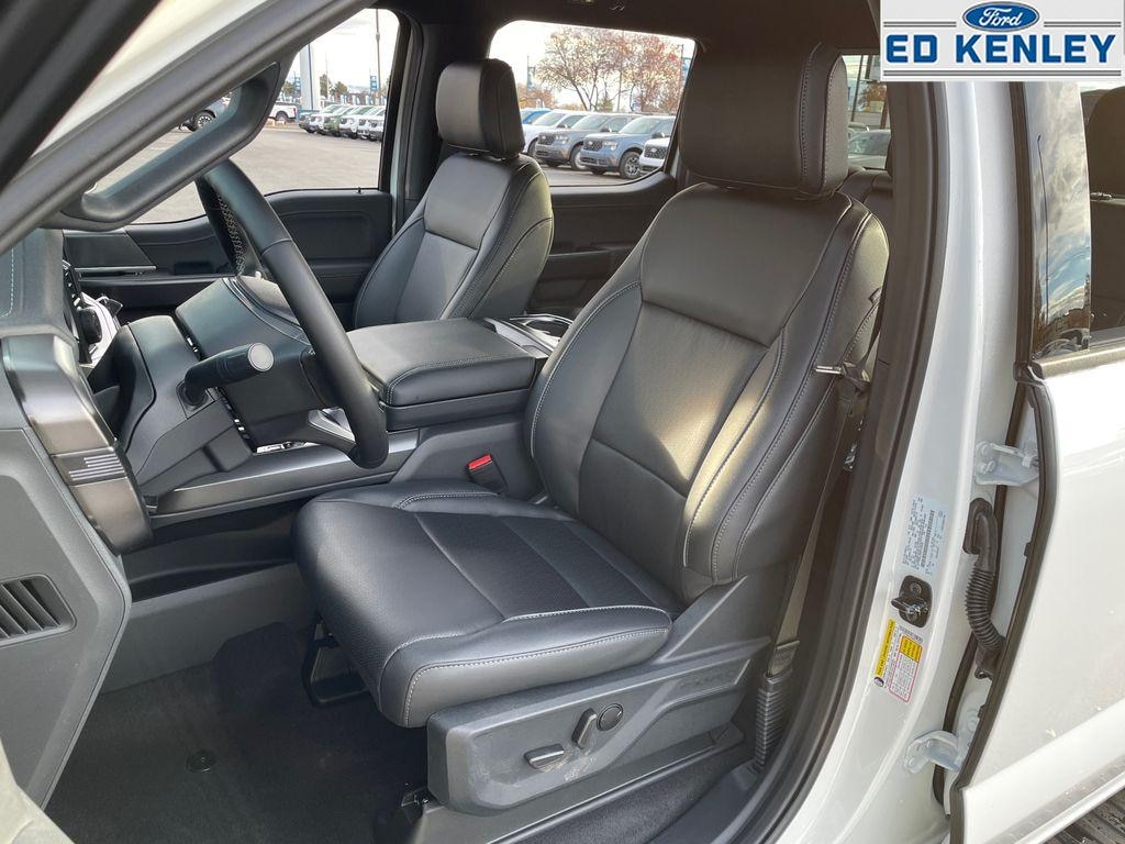 New 2025 Ford F-150 Lariat TRUCK