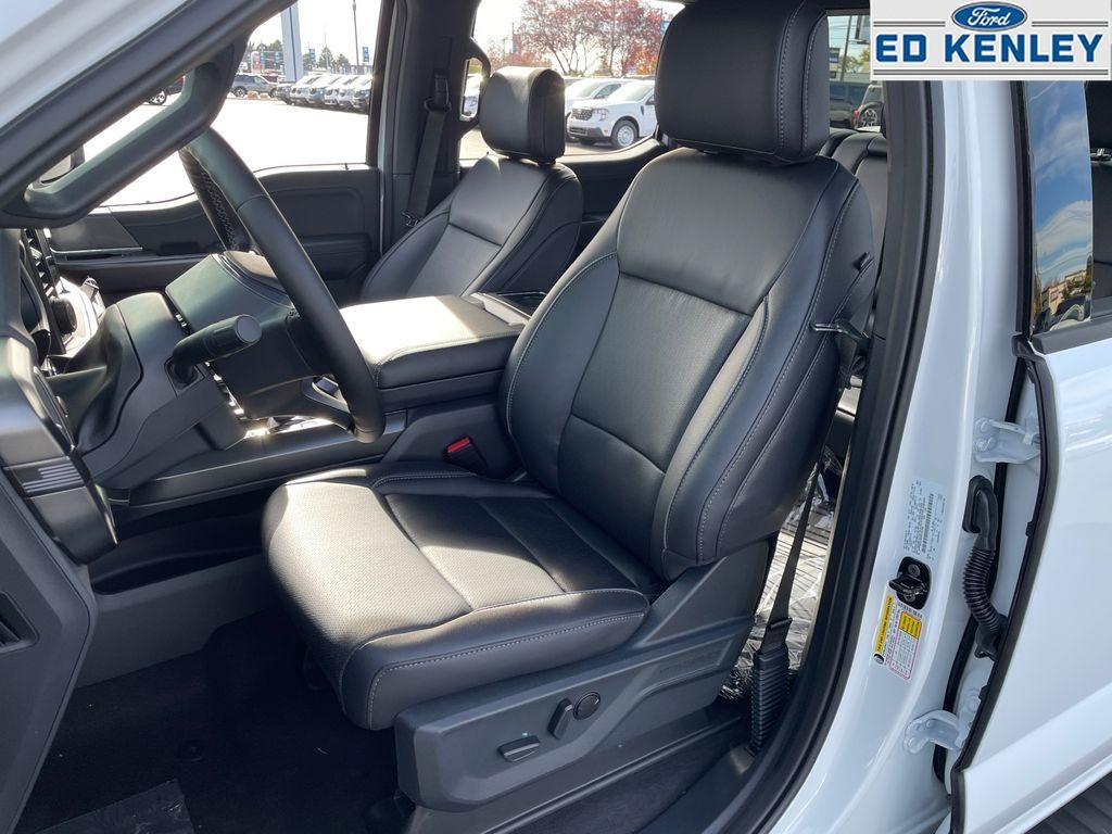 New 2025 Ford F-150 Lariat TRUCK