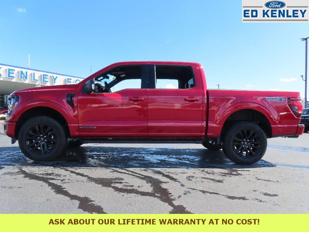 2025 Ford F-150 XLT photo 2