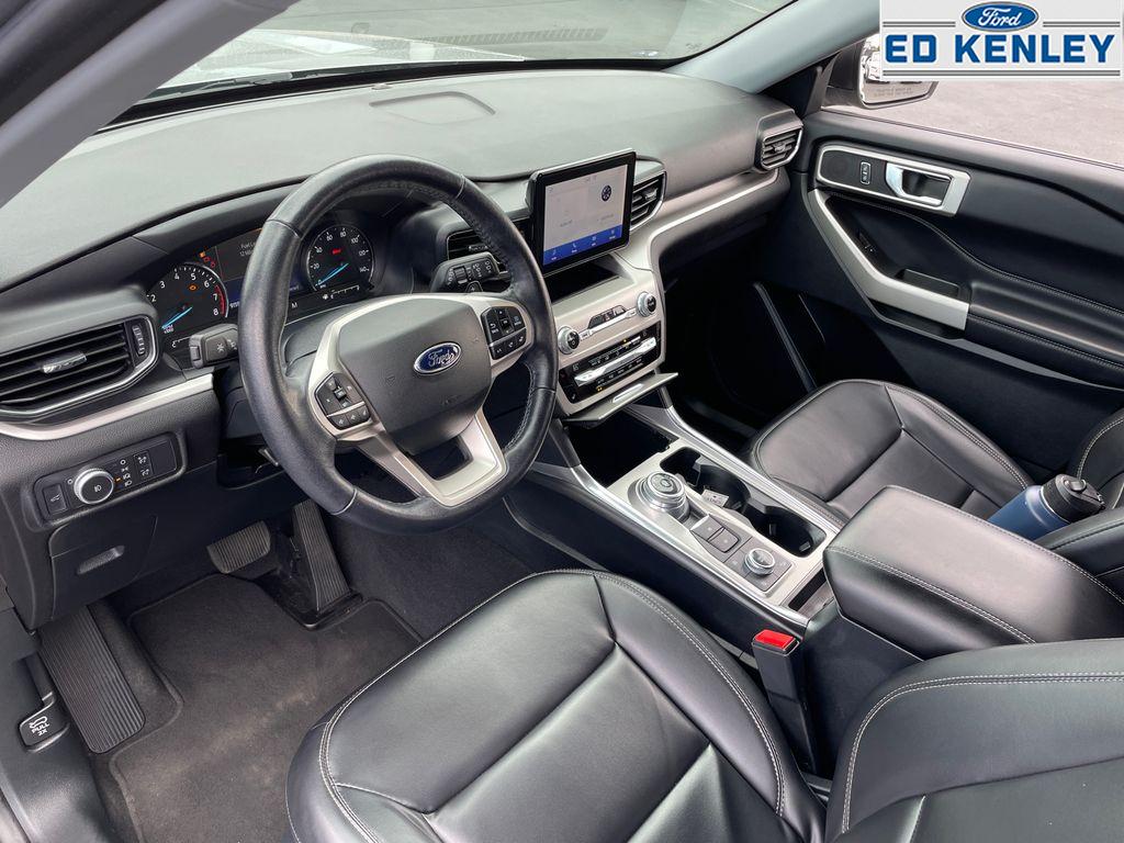 2021 Ford Explorer XLT photo 4