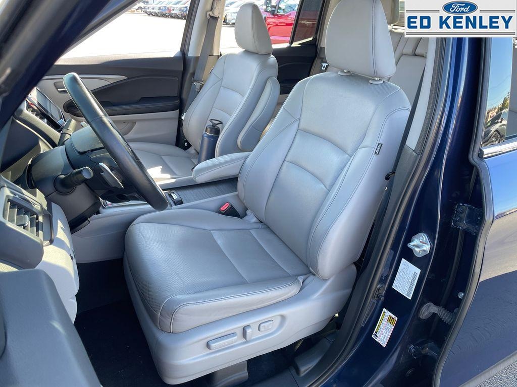 Used 2023 Honda Ridgeline RTL-E Crew Cab Short Bed Truck