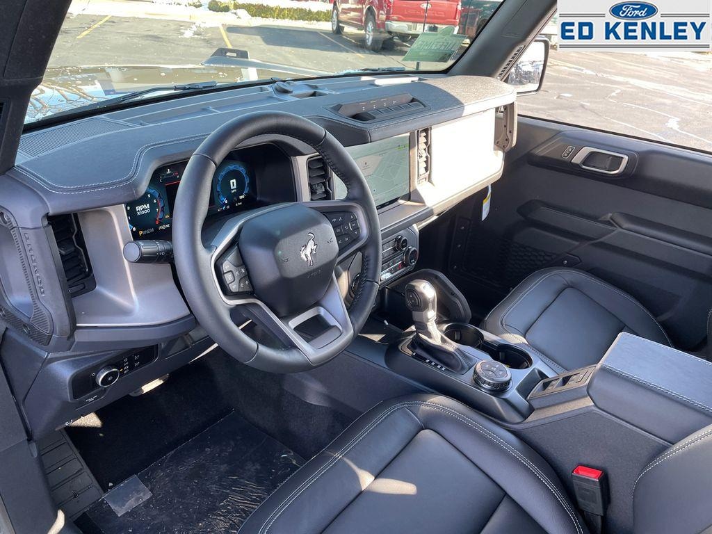 New 2025 Ford Bronco Outer Banks SUV