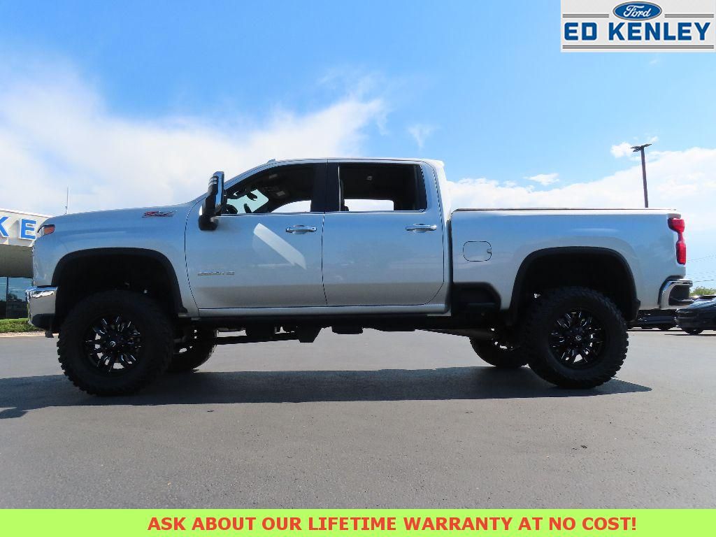 Used 2020 Chevrolet Silverado 2500HD LTZ with VIN 1GC4YPEYXLF111867 for sale in Layton, UT