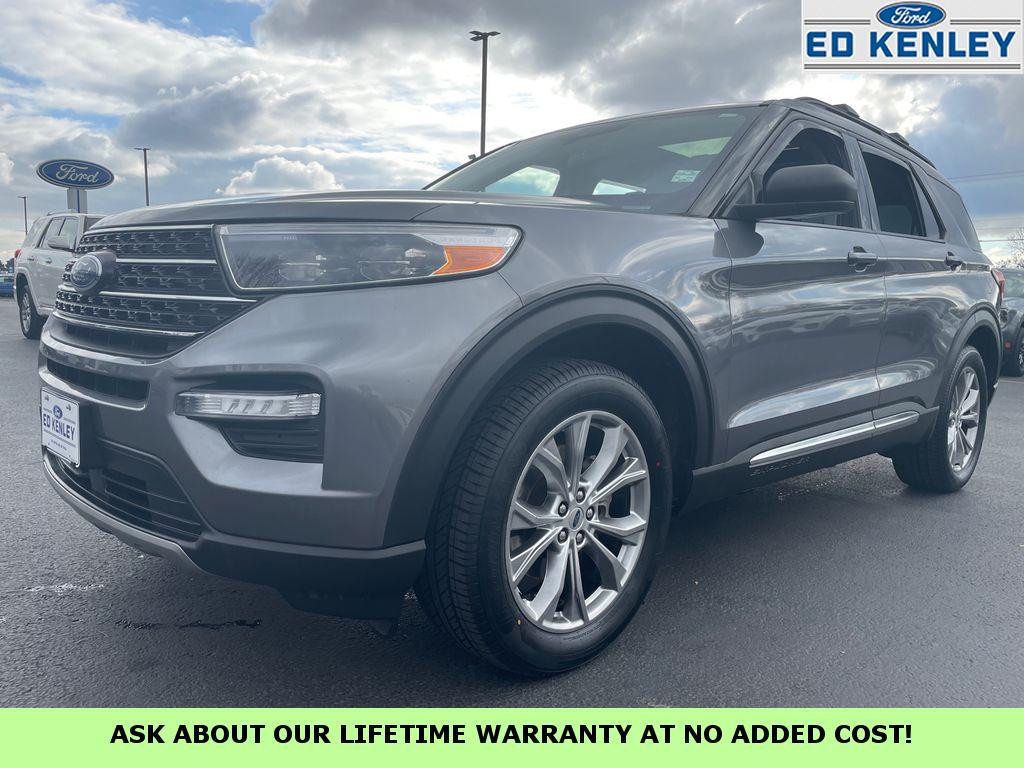 2022 Ford Explorer XLT's photo