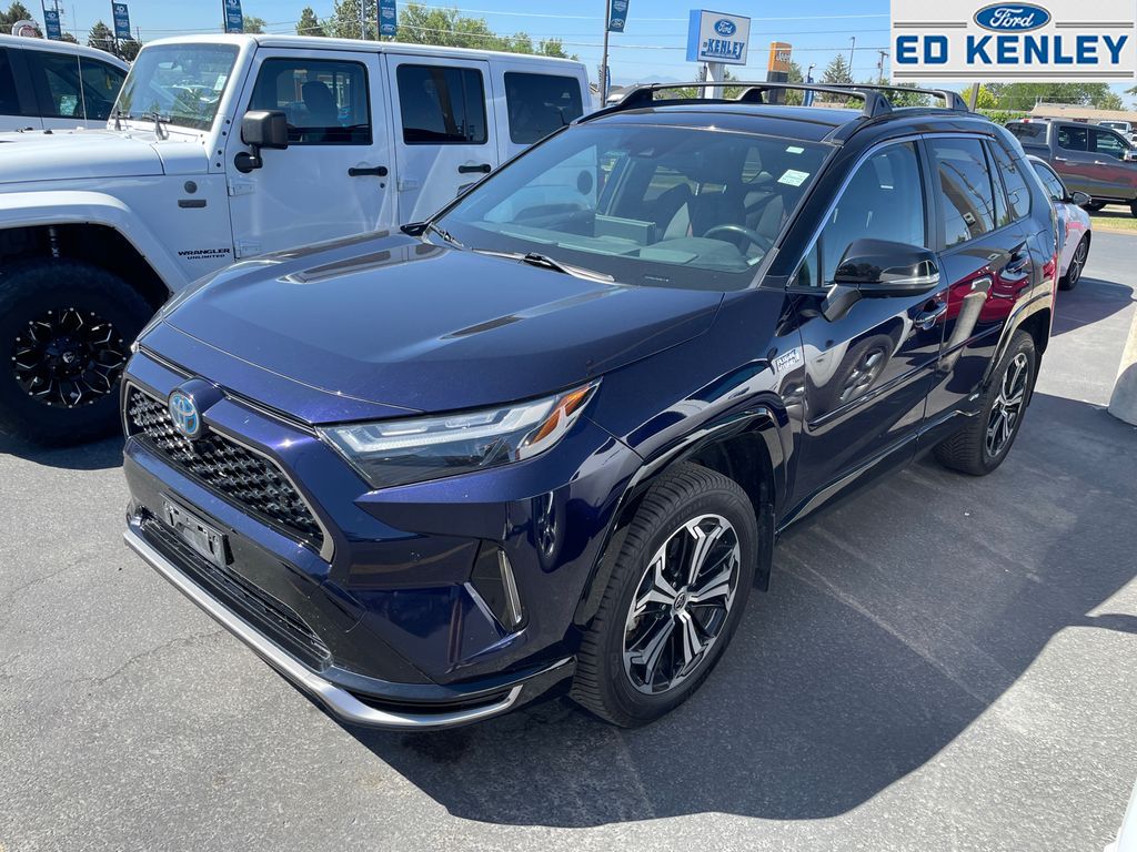 Used 2022 Toyota RAV4 XSE with VIN JTMFB3FV9ND086112 for sale in Northfield, Minnesota