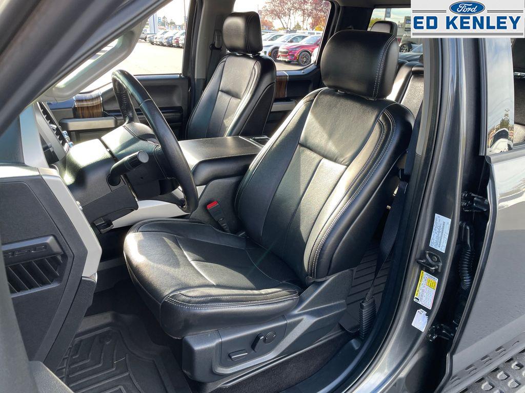 2020 Ford F-150 Lariat photo 3