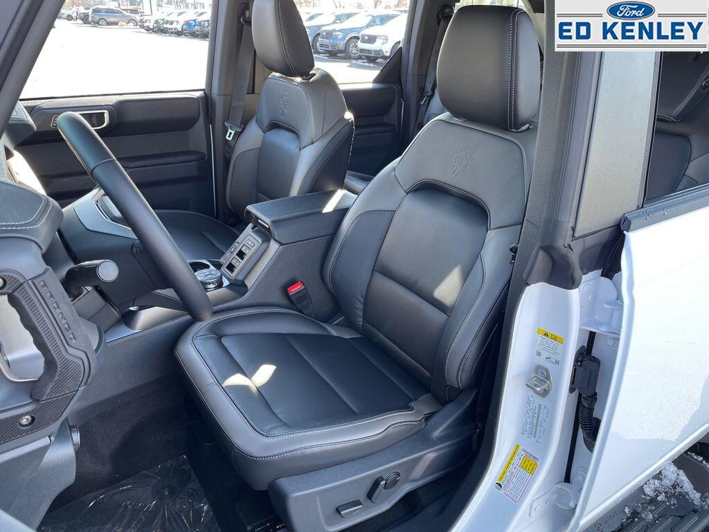 New 2025 Ford Bronco Outer Banks SUV