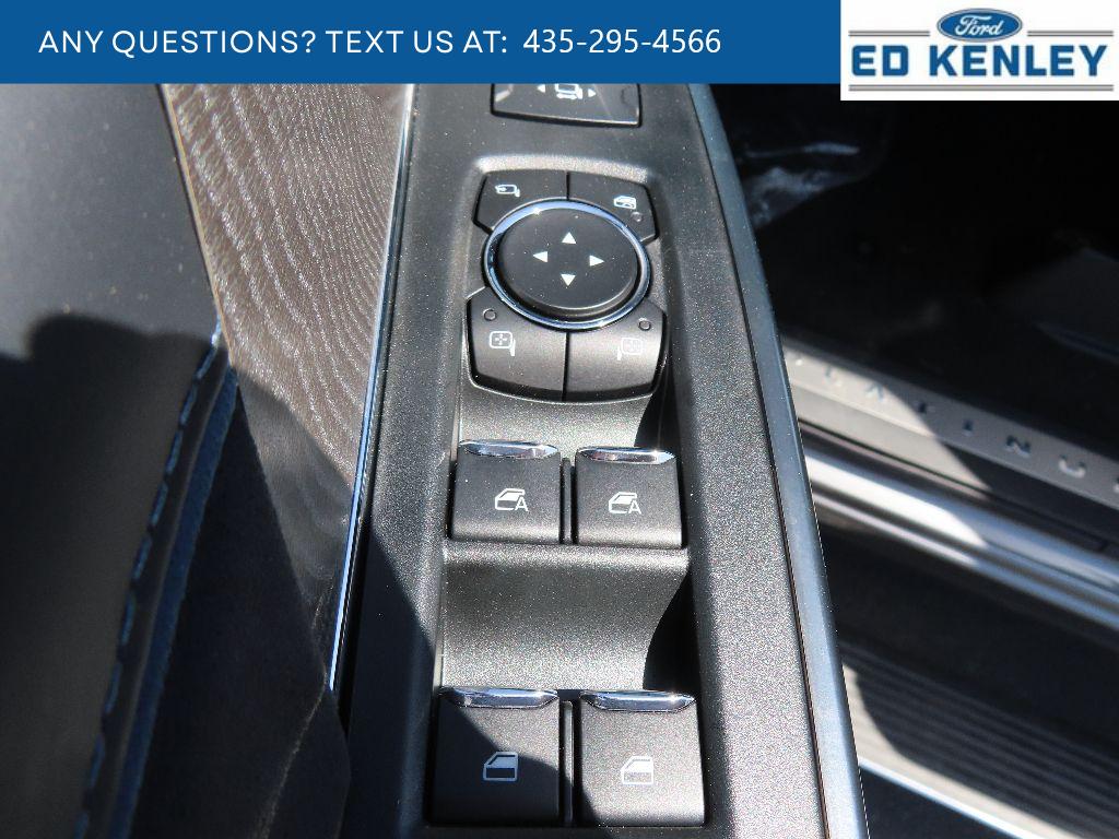 2025 Ford F-350 Super Duty Platinum - Photo 29