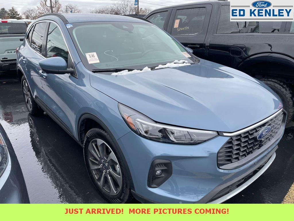 2024 Ford Escape Platinum