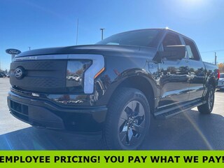 2025 Ford F-150 Lightning Flash TRUCK