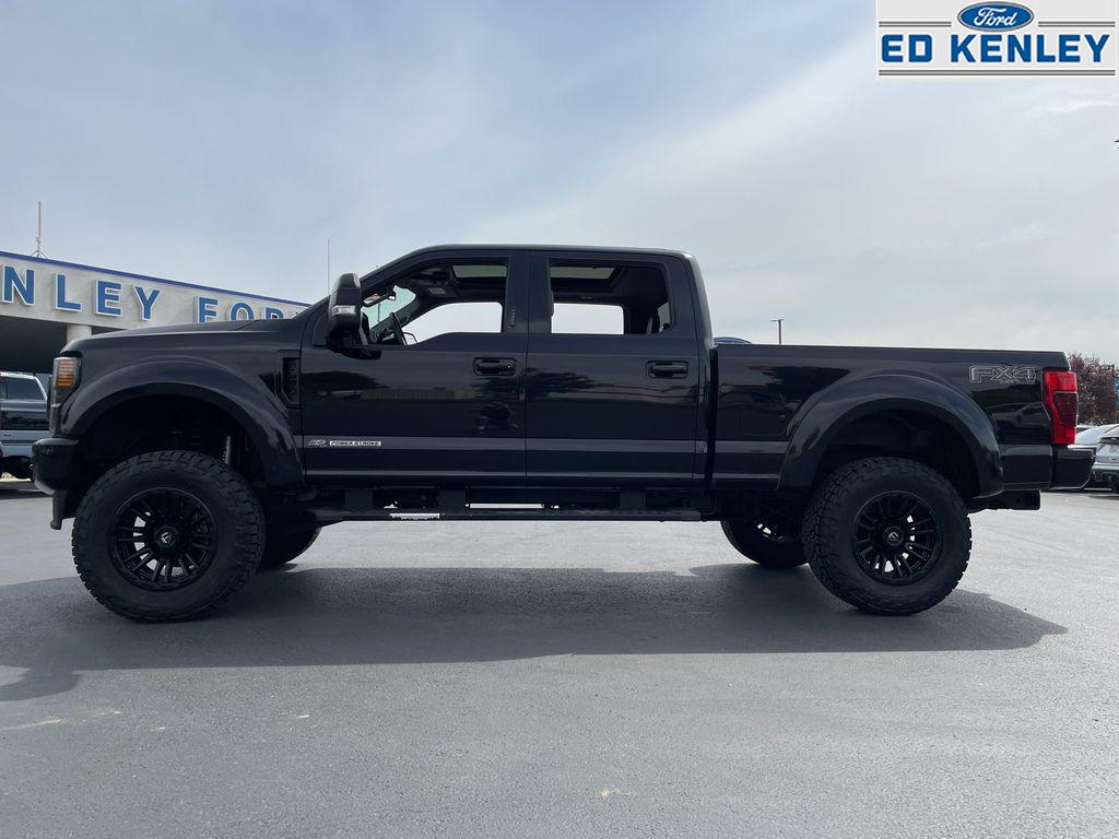 2020 Ford F-350 Lariat photo 2