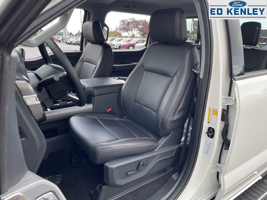 2026 Ford F-350 Lariat photo 3