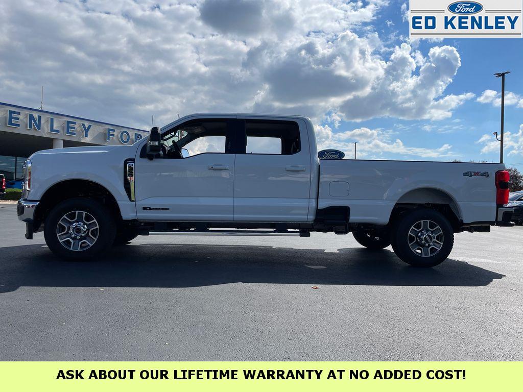 2026 Ford F-350 Lariat photo 2