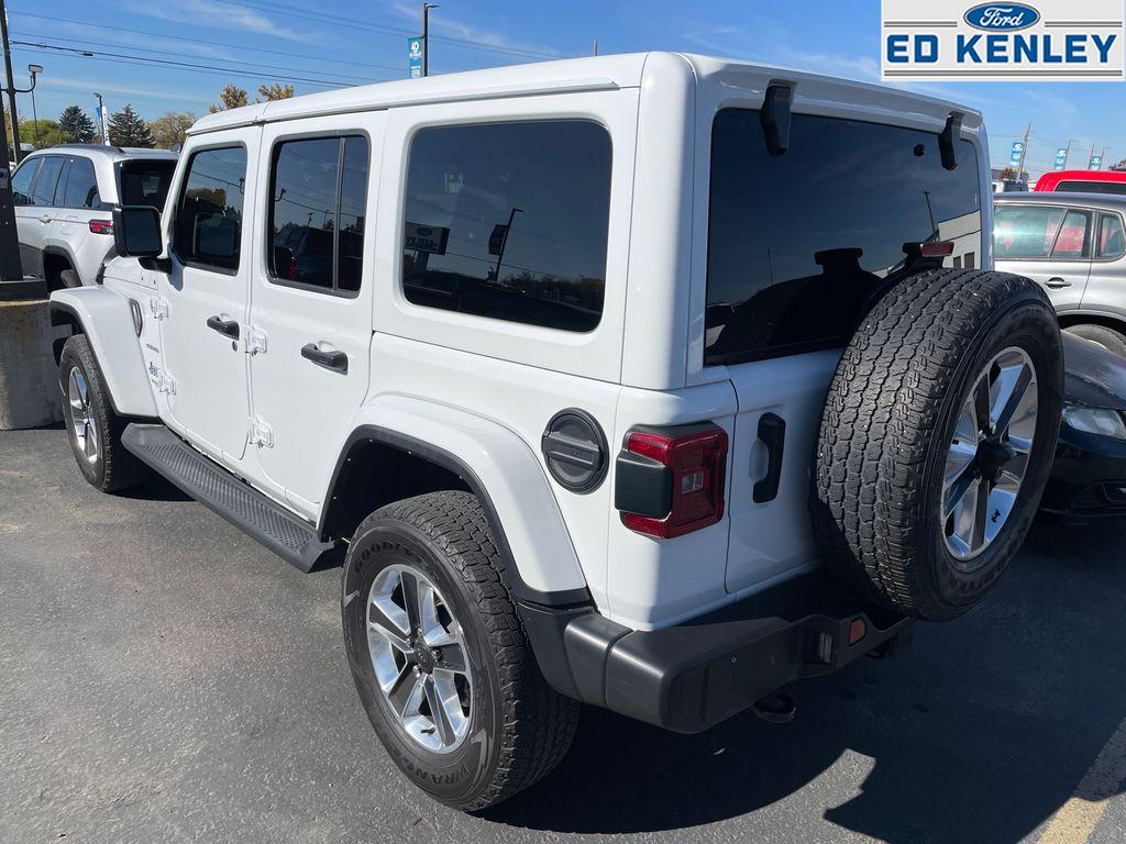 2022 Jeep Wrangler Unlimited Sahara photo 3